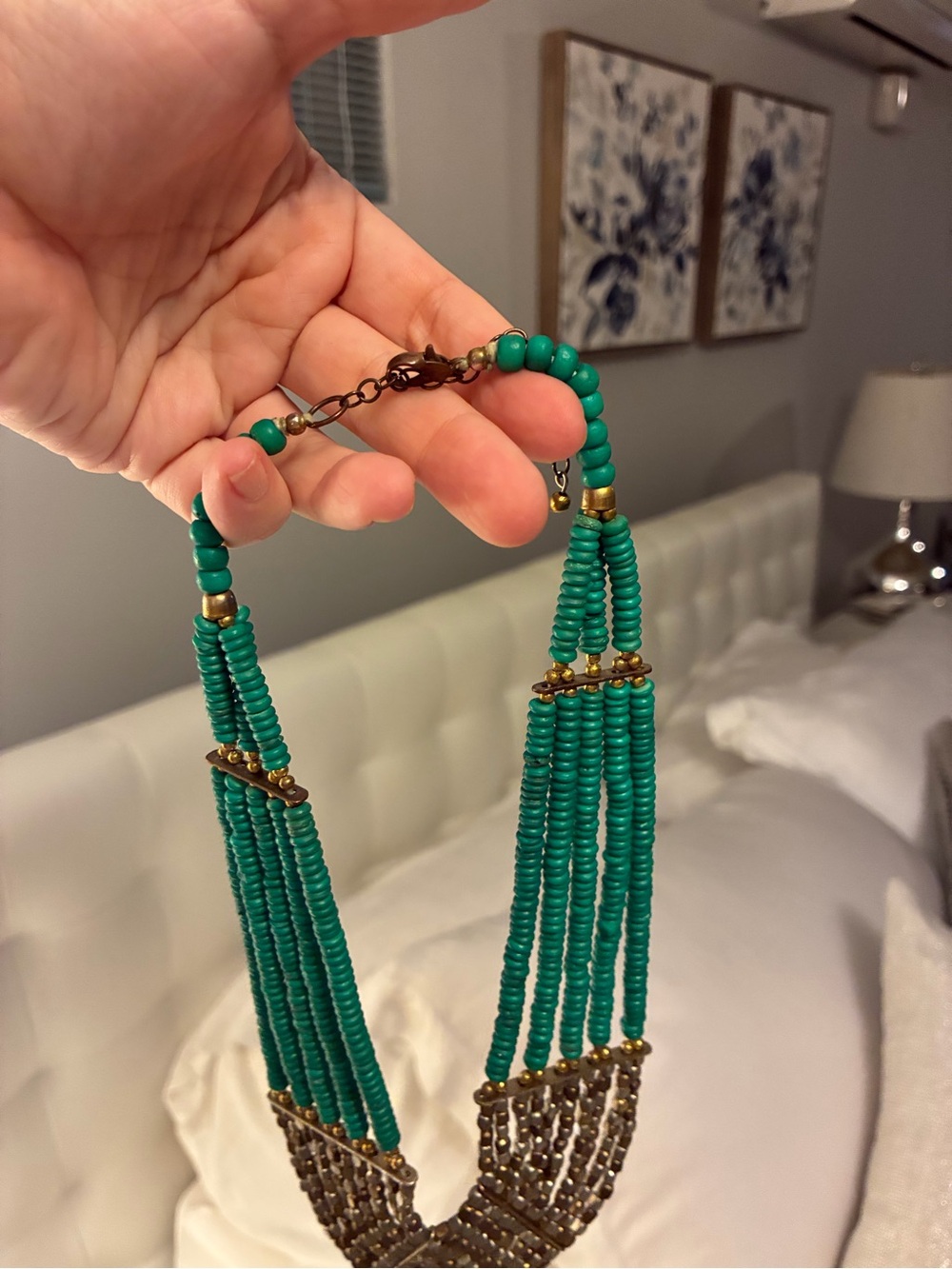 Source Unknown Green Multi-Strand Beaded Necklace with Gold Accents